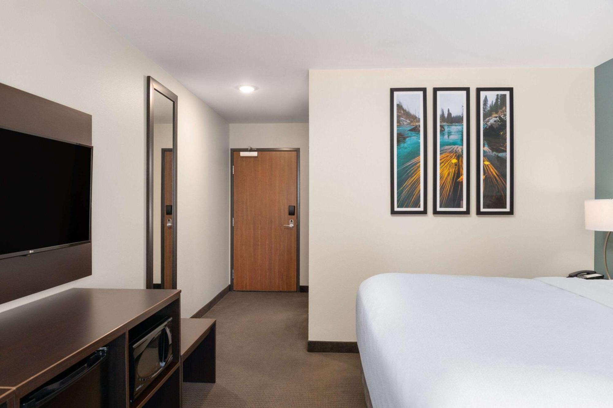La Quinta Inn & Suites By Wyndham 韦纳奇 外观 照片